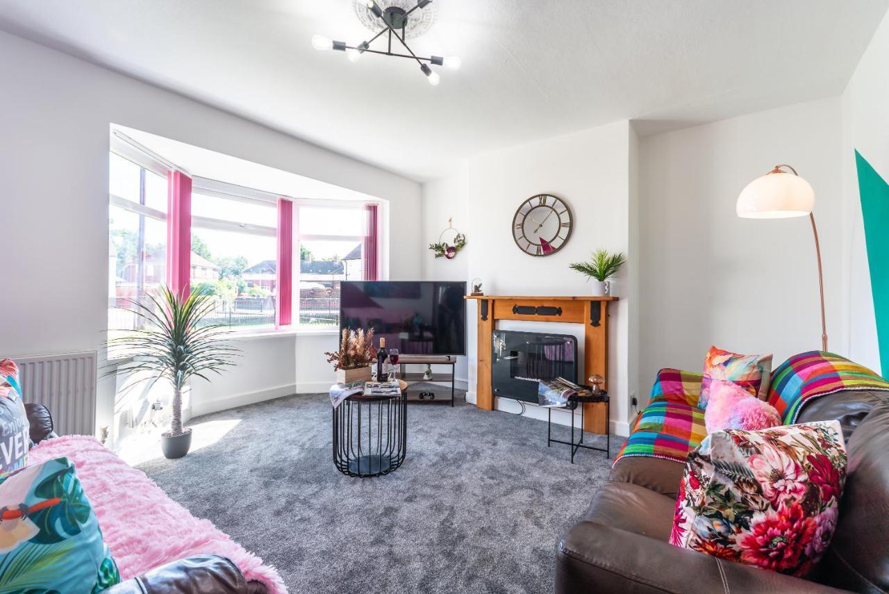 Aseda 4 Bedroom Private Parking, Game Zone -Pool Table, Garden Home Kingston upon Hull Extérieur photo