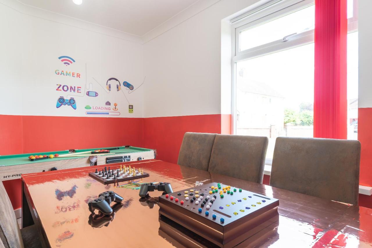 Aseda 4 Bedroom Private Parking, Game Zone -Pool Table, Garden Home Kingston upon Hull Extérieur photo
