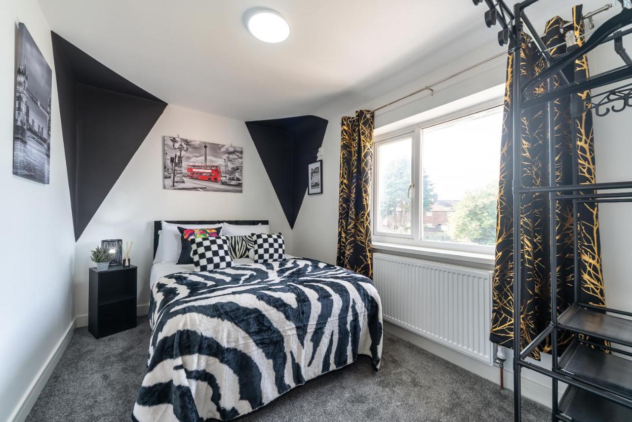 Aseda 4 Bedroom Private Parking, Game Zone -Pool Table, Garden Home Kingston upon Hull Extérieur photo