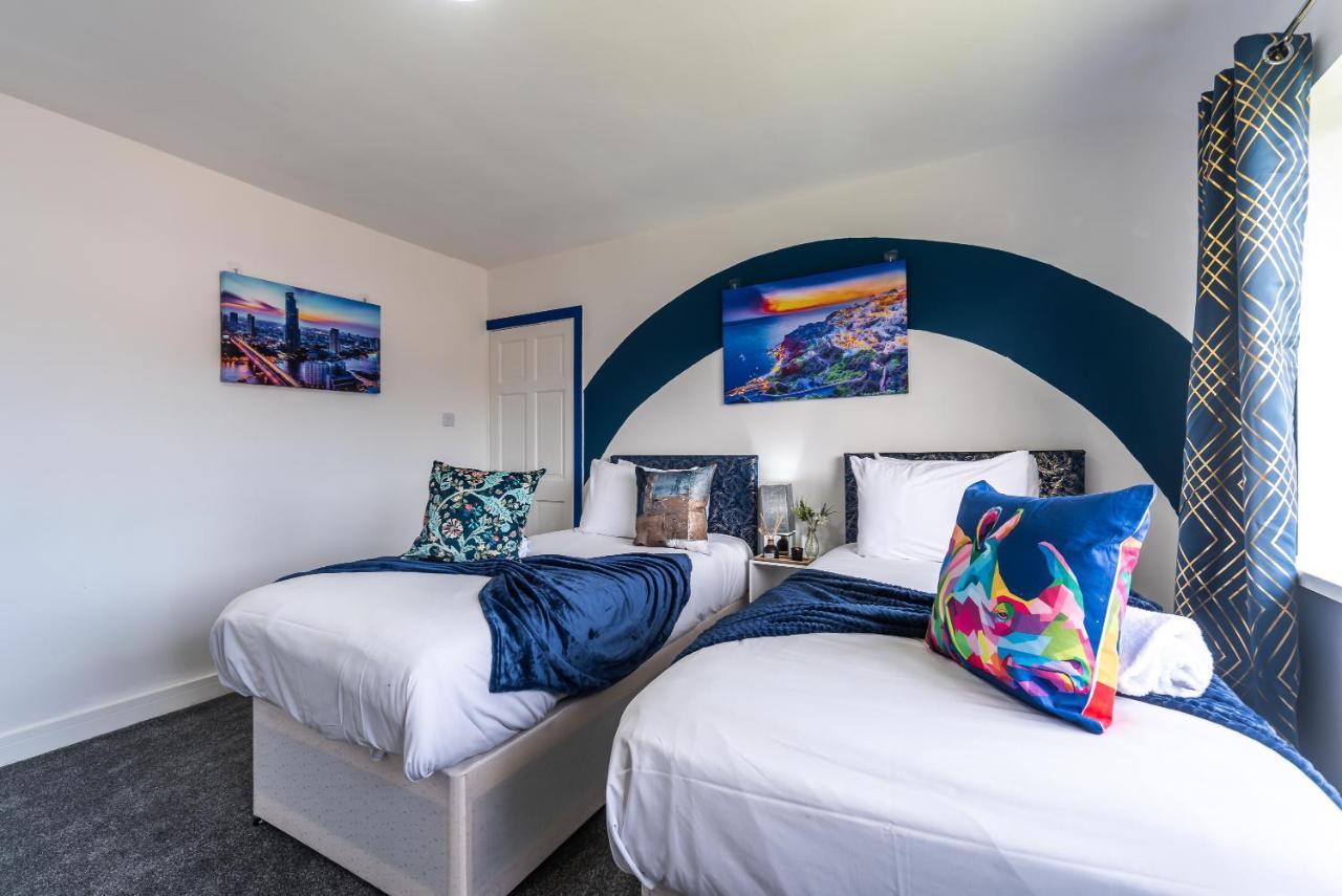 Aseda 4 Bedroom Private Parking, Game Zone -Pool Table, Garden Home Kingston upon Hull Extérieur photo